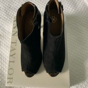 Ann Taylor Emilia Suede Leather Peep Toe Bootie 8.5 M